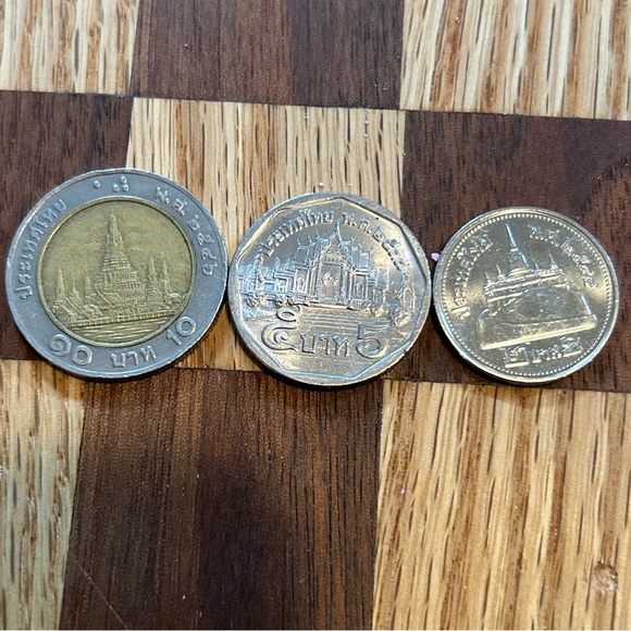 Very Interesting Vintage Coin Collectors Bundle of 10 qty coins great variety - Picture 6 of 10